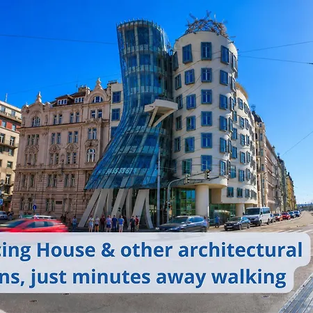 Living In Architecture Icon - Sunny Terrace & Panorama דירה